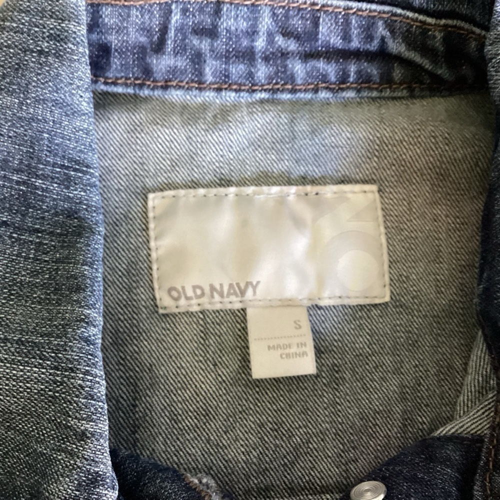 Old Navy Women’s Denim Jacket.  Size S - Picture 3 of 7